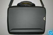 Logitech Kinetik 15.4 Briefcase